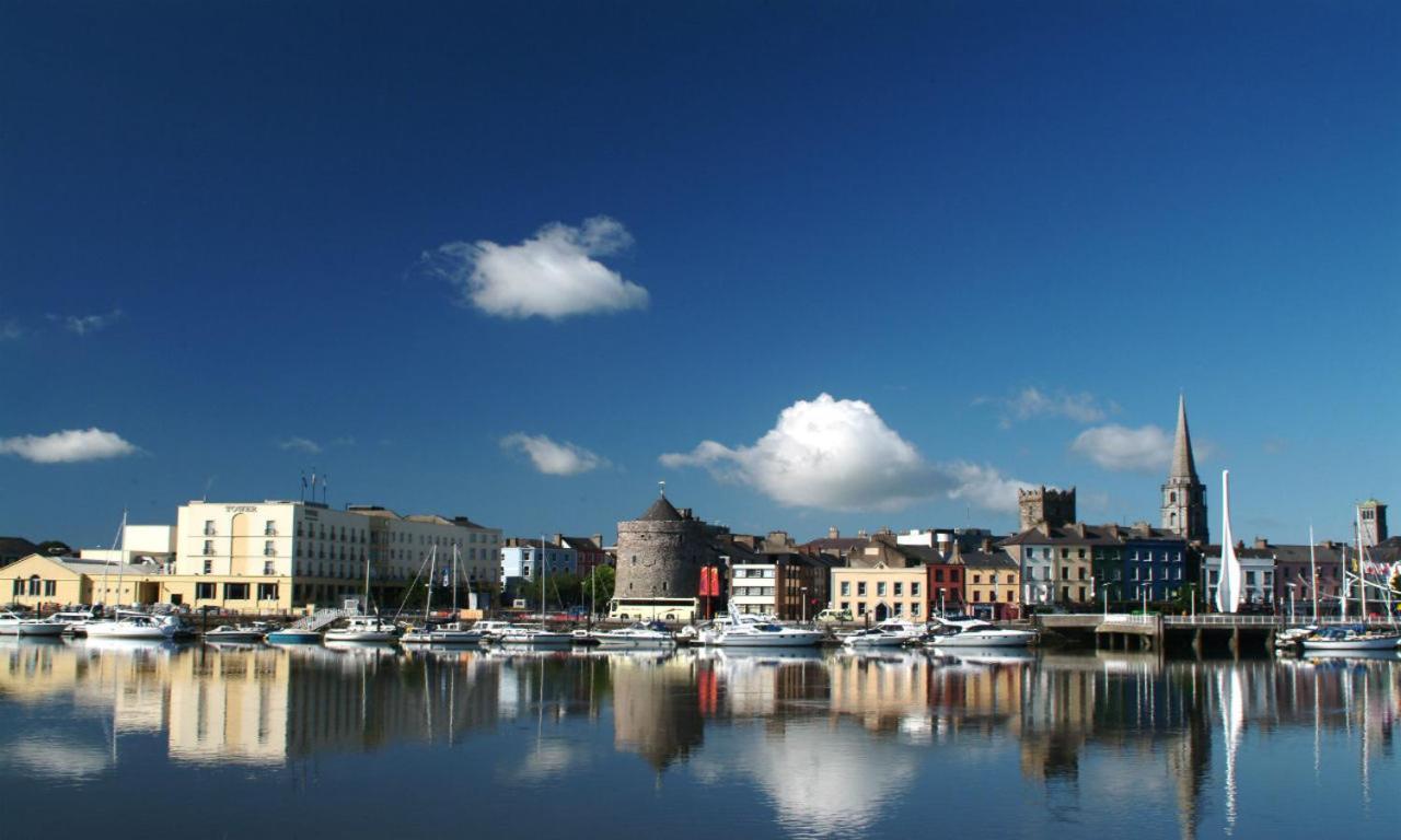 Trinity Apartments Four 1-Bedroom Apts Waterford City Centre מראה חיצוני תמונה