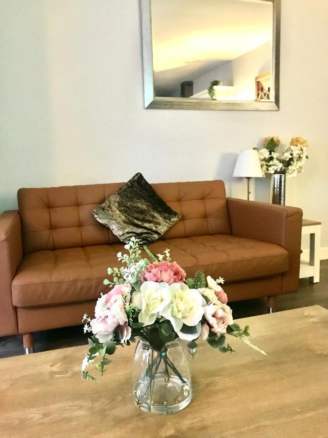 Trinity Apartments Four 1-Bedroom Apts Waterford City Centre מראה חיצוני תמונה