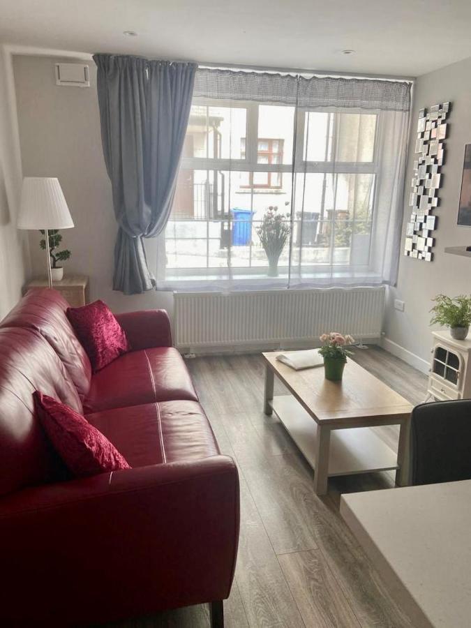 Trinity Apartments Four 1-Bedroom Apts Waterford City Centre מראה חיצוני תמונה