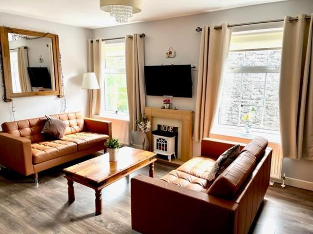 Trinity Apartments Four 1-Bedroom Apts Waterford City Centre מראה חיצוני תמונה