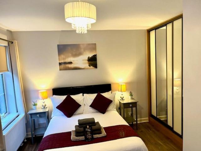 Trinity Apartments Four 1-Bedroom Apts Waterford City Centre מראה חיצוני תמונה