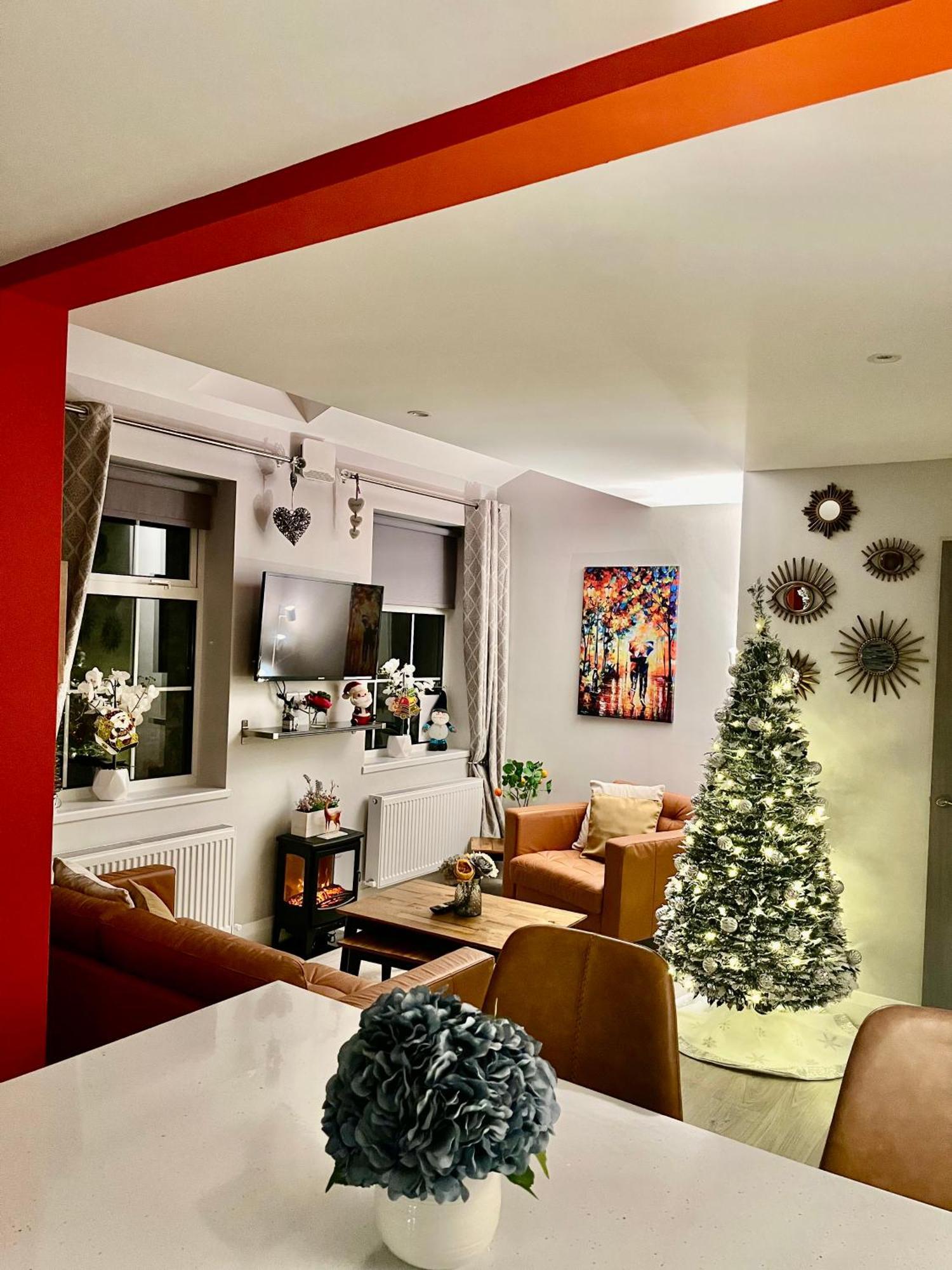 Trinity Apartments Four 1-Bedroom Apts Waterford City Centre מראה חיצוני תמונה